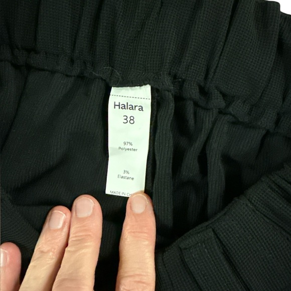 Halara Women’s Black Pants - Picture 7 of 9